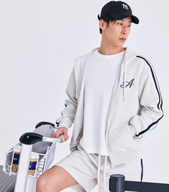 Men’s Embroidered Logo Hoodie