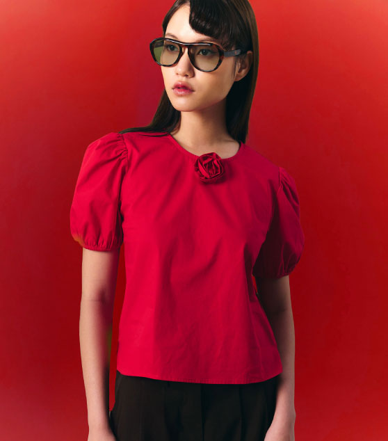 AIIZ Women's Rose Short Sleeve Blouse