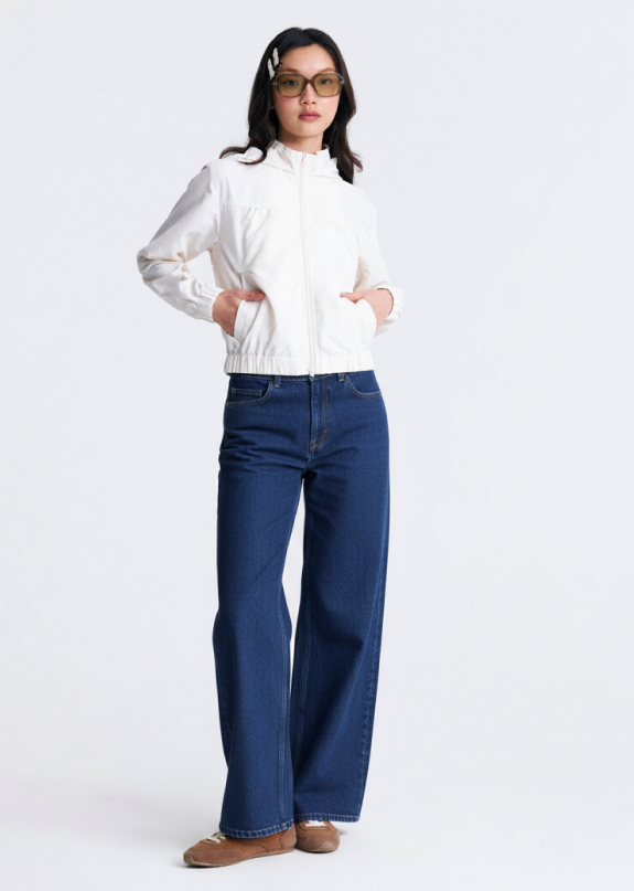 Women's Mid Rise Relaxed Jeans