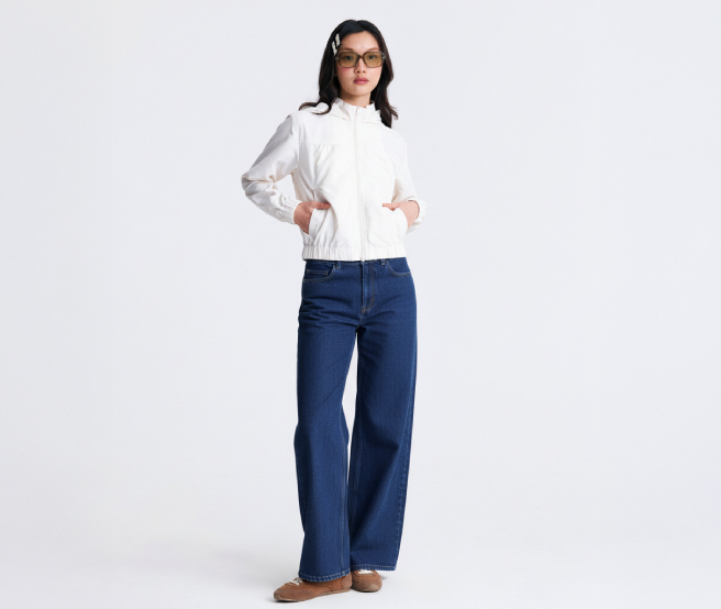 Women's Mid Rise Relaxed Jeans