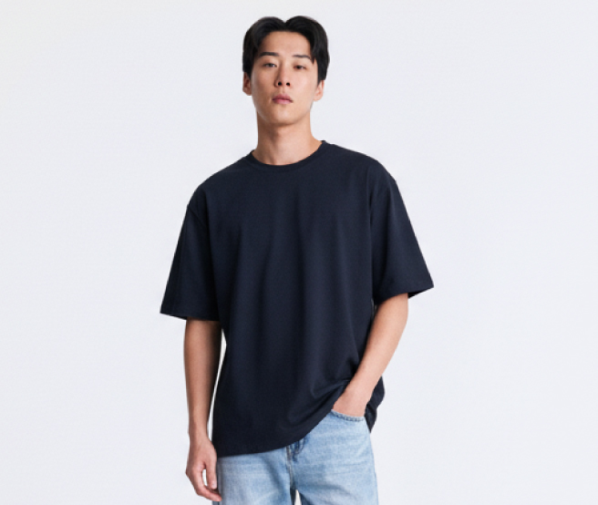 AIIZ Men's Relaxed Crew Neck T-Shirt